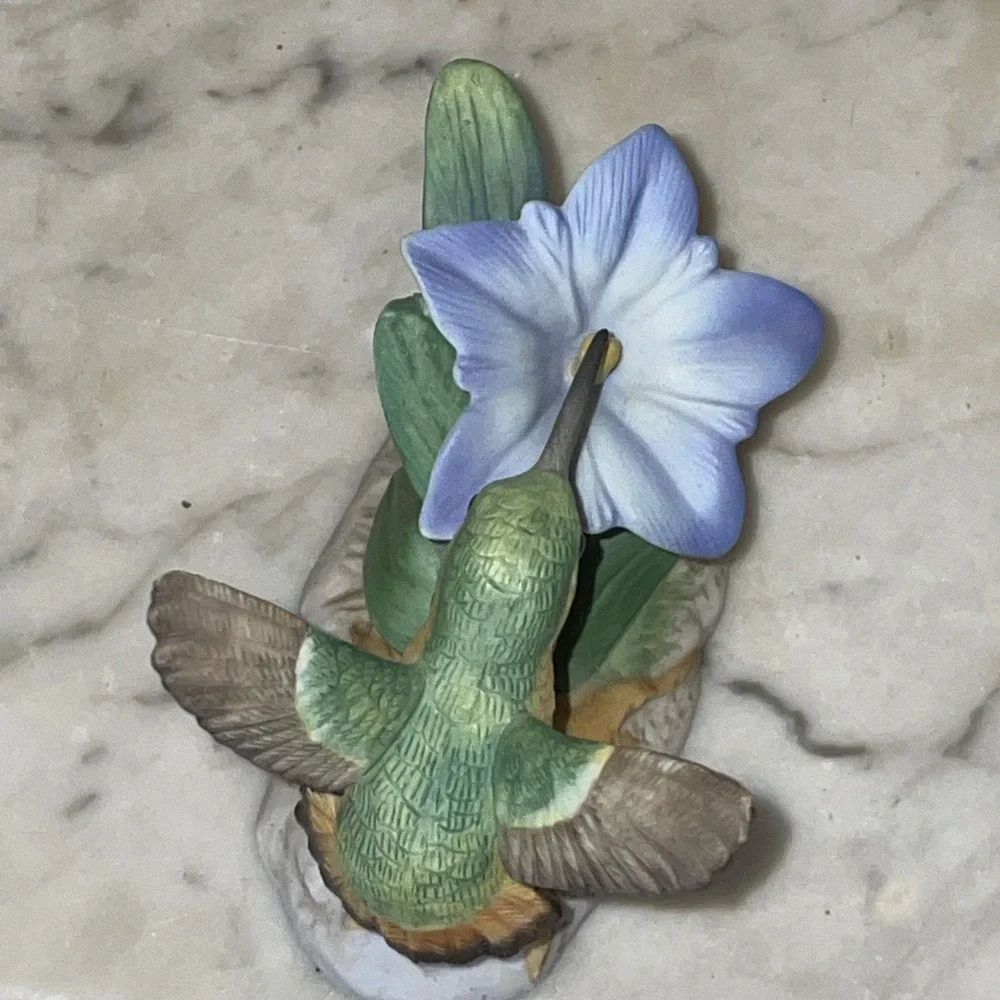 1996 Calliope Hummingbird with Gentian Bronson Collectibles Figurine Nature Core